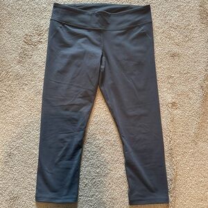 Under armor size large grey leggings